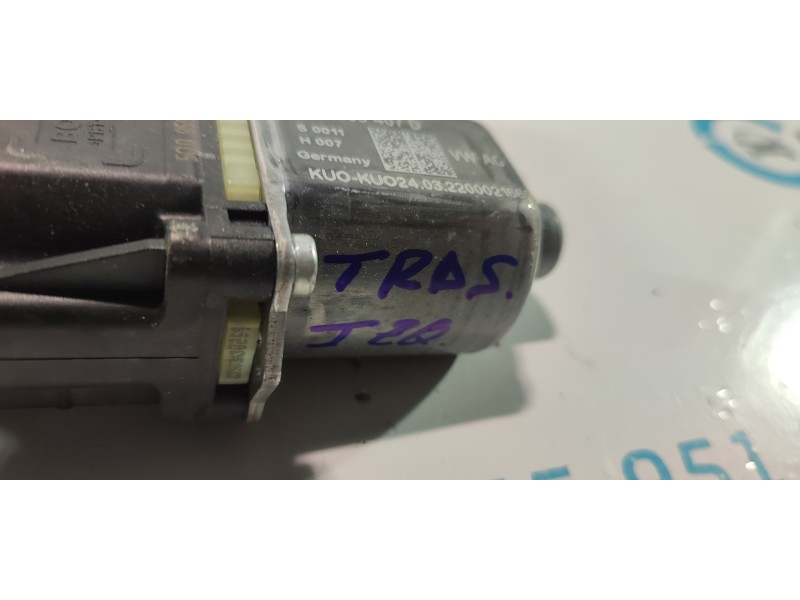 MOTOR ELEVALUNAS TRASERO IZQUIERDO 5Q0959407D  - imagen 3