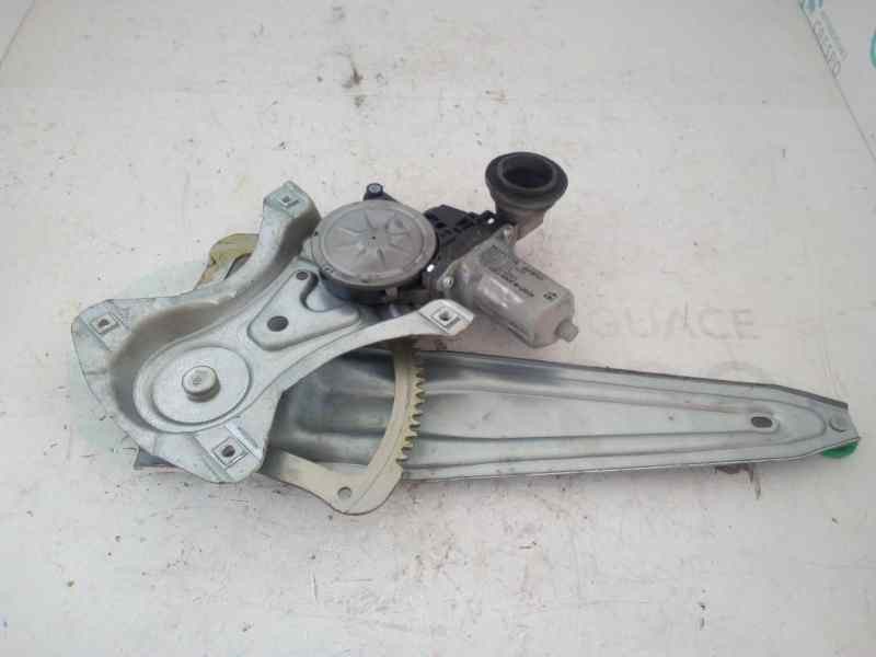 ELEVALUNAS TRASERO IZQUIERDO 857100D100  - imagen 1