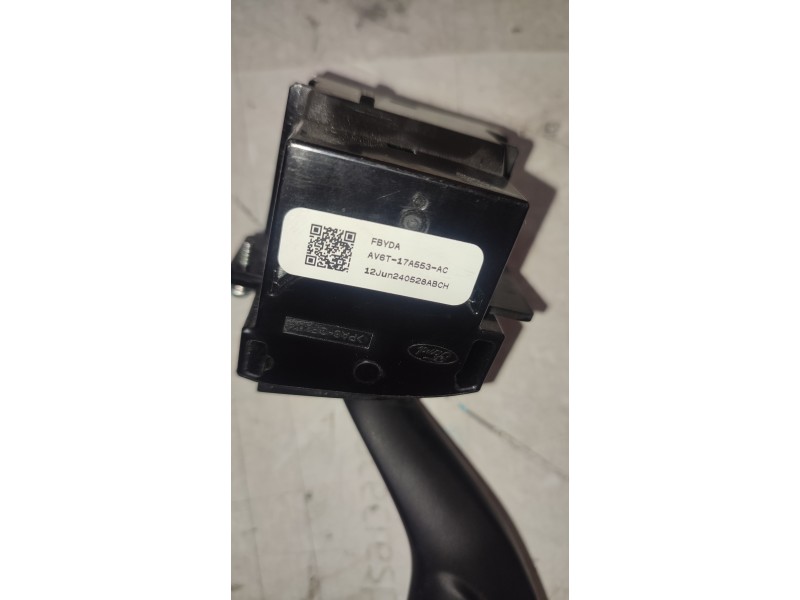 MANDO LIMPIA AV6T17A553AC  - imagen 2