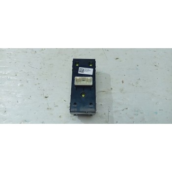 MANDO ELEVALUNAS DELANTERO IZQUIERDO 93570J7000  - miniatura 3