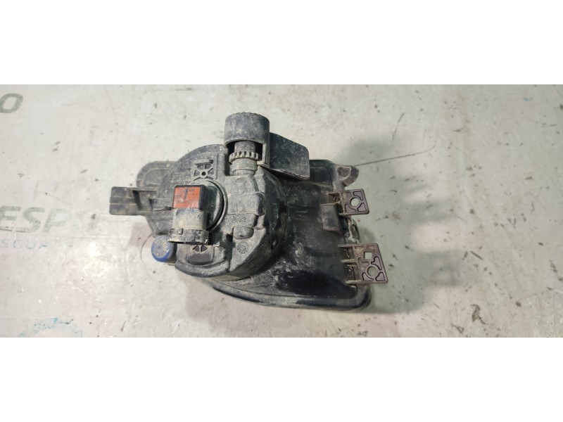 FARO ANTINIEBLA IZQUIERDO 7199619  - imagen 2