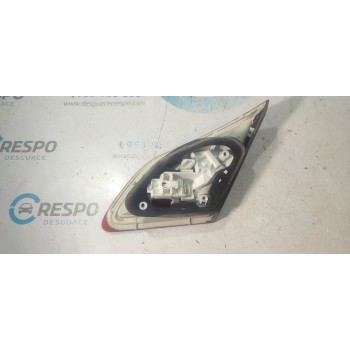 PILOTO TRASERO IZQUIERDO INTERIOR  - miniatura 2
