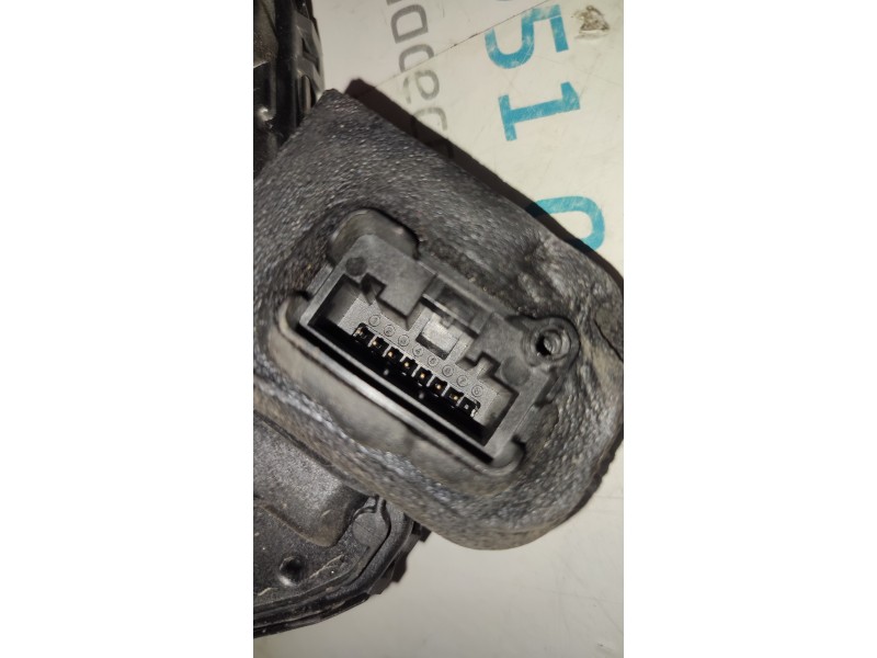 CERRADURA PUERTA DELANTERA DERECHA 5TB837016A  - imagen 4