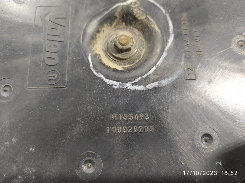 PANEL FRONTAL 752100004R  - imagen 4