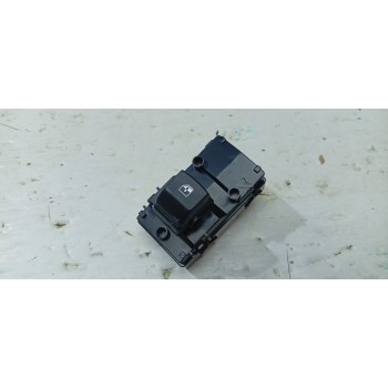 MANDO ELEVALUNAS TRASERO DERECHO 93590J7050 