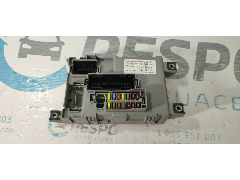 CAJA RELES / FUSIBLES 00518855300  - imagen 1