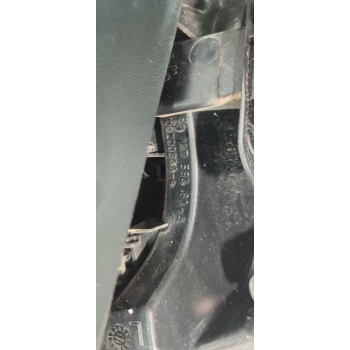 PILOTO TRASERO IZQUIERDO INTERIOR 9814758480  - miniatura 2