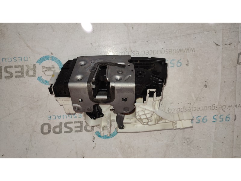 CERRADURA PUERTA LATERAL DERECHA 7C0843014CC  - imagen 3