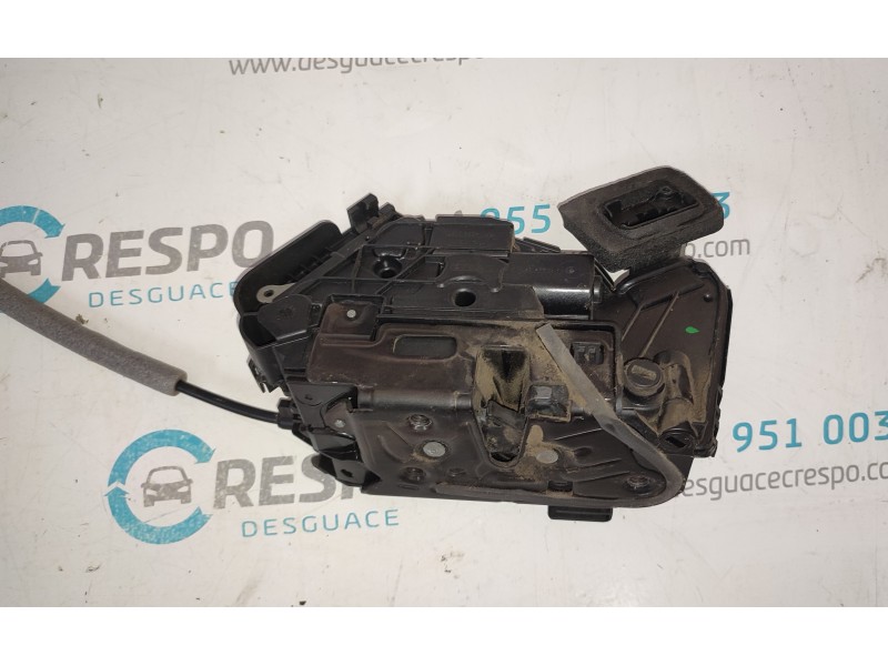 CERRADURA PUERTA TRASERA DERECHA 5TA839016E  - imagen 4