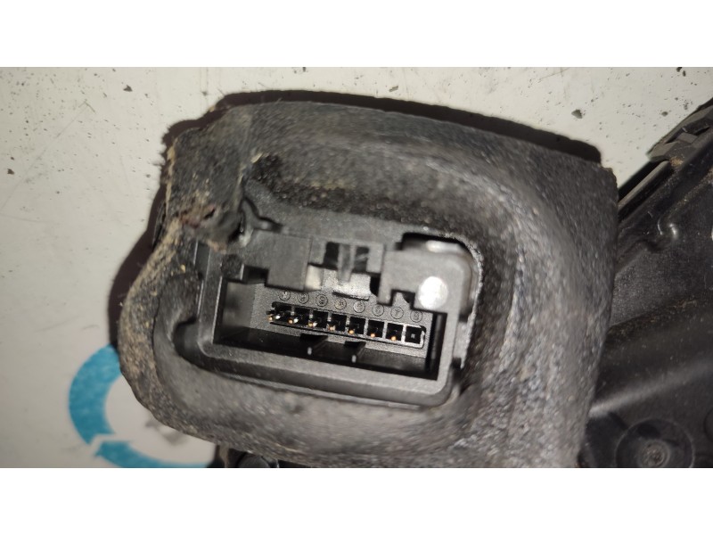 CERRADURA PUERTA TRASERA IZQUIERDA 5TA839015E  - imagen 4