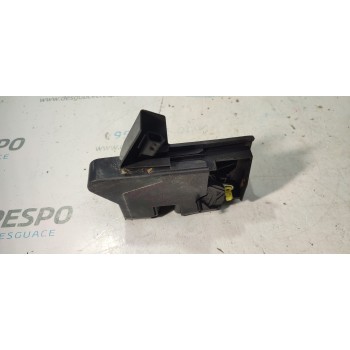 CERRADURA PUERTA TRASERA IZQUIERDA 825033585R  - miniatura 3