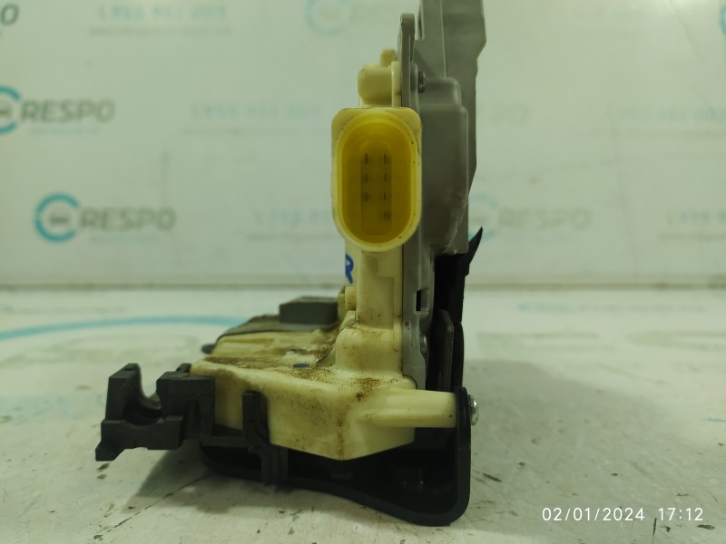 CERRADURA PUERTA DELANTERA DERECHA 3C1837016A  - imagen 2