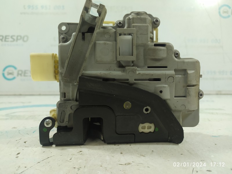 CERRADURA PUERTA DELANTERA DERECHA 3C1837016A  - imagen 3