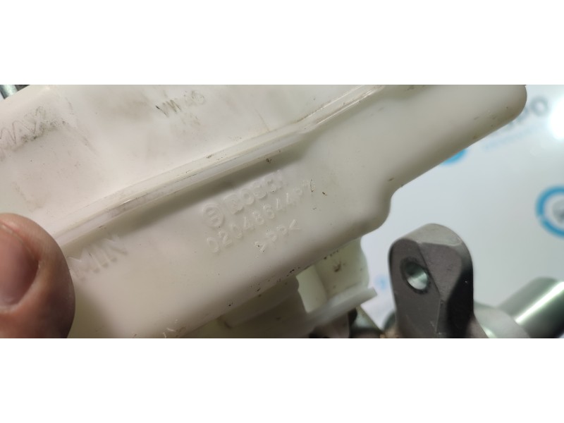 BOMBA FRENO 02048644P7  - imagen 2