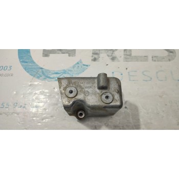 SOPORTE MOTOR A6461420042 