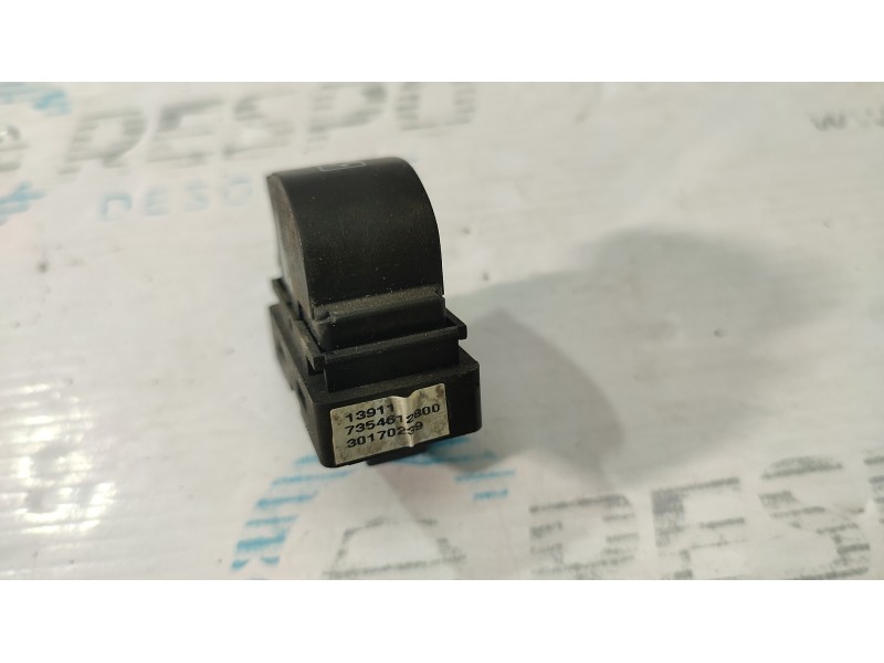 MANDO ELEVALUNAS DELANTERO DERECHO 7354612800  - imagen 2