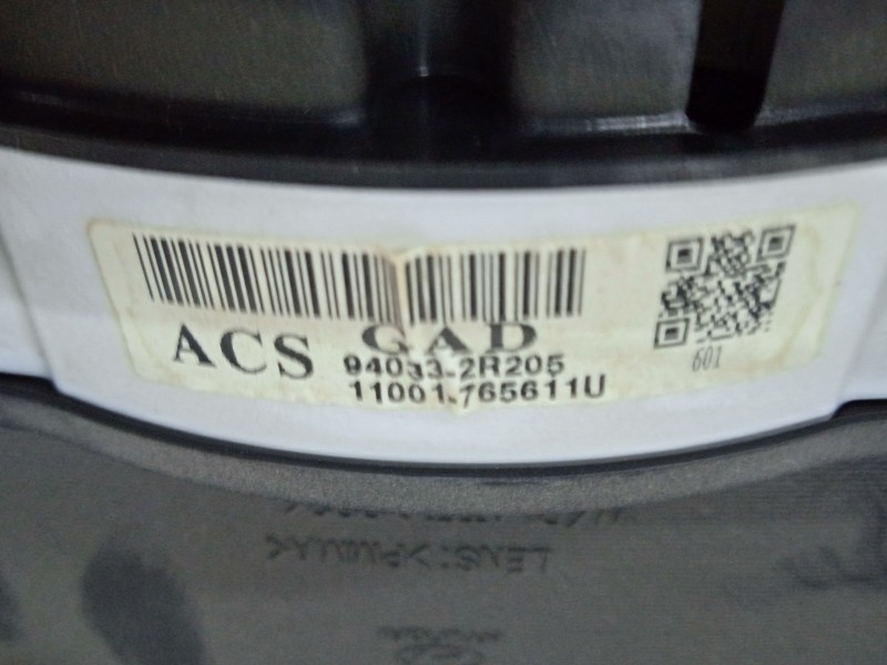 CUADRO INSTRUMENTOS 940332R205  - imagen 2