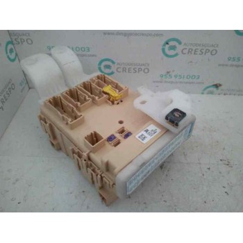 CAJA RELES / FUSIBLES 8273012X70A 6358-3366 3HC39KWB