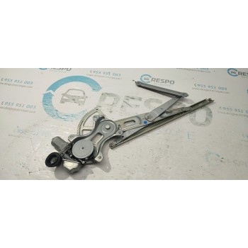 ELEVALUNAS DELANTERO DERECHO 8571047040 