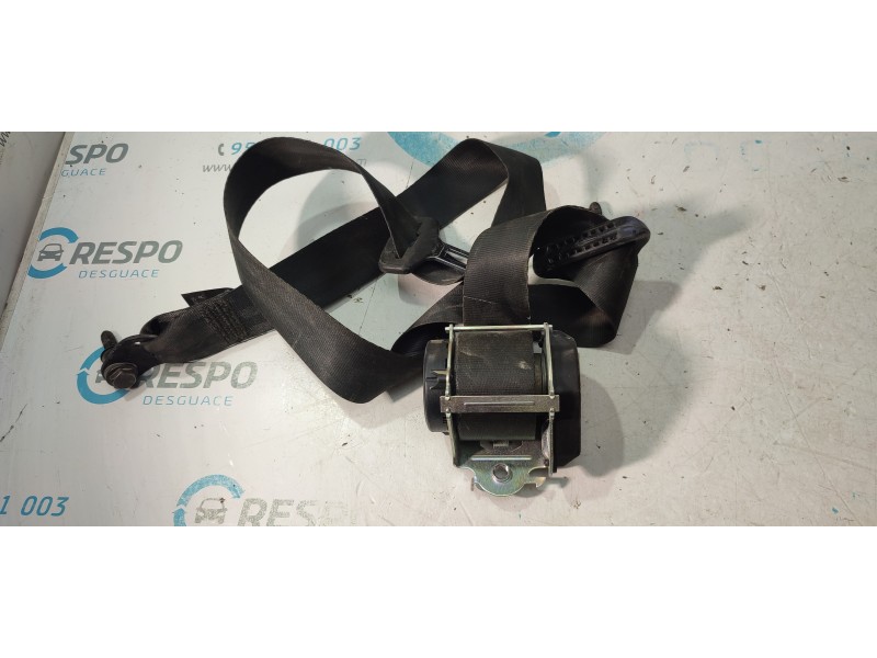 CINTURON SEGURIDAD DELANTERO DERECHO 621088800C  - imagen 1