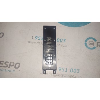 MANDO ELEVALUNAS DELANTERO IZQUIERDO AM5T14A132EA  - miniatura 2