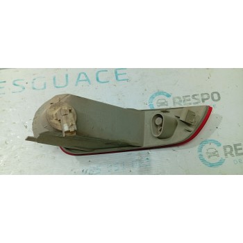 PILOTO TRASERO DERECHO PARAGOLPES  - miniatura 2