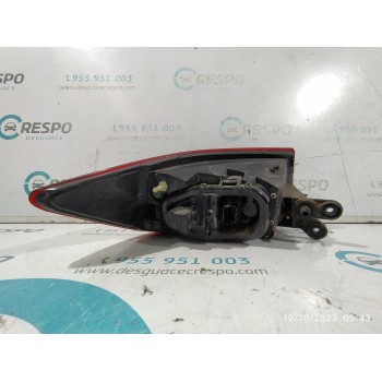 PILOTO TRASERO DERECHO 265502631R  - miniatura 2