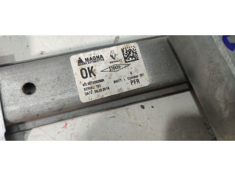 ELEVALUNAS DELANTERO DERECHO 807209299R  - imagen 2