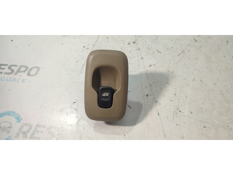 MANDO ELEVALUNAS TRASERO IZQUIERDO 30658696  - imagen 1