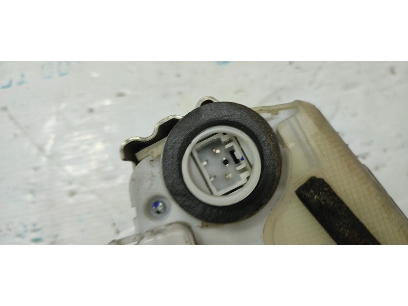 CERRADURA PUERTA TRASERA DERECHA  - imagen 2