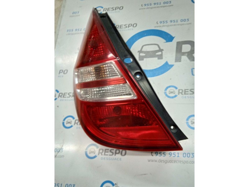 PILOTO TRASERO IZQUIERDO 924012R0  - imagen 1