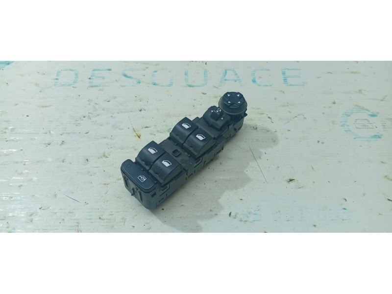 MANDO ELEVALUNAS DELANTERO IZQUIERDO 96788264ZD  - imagen 1