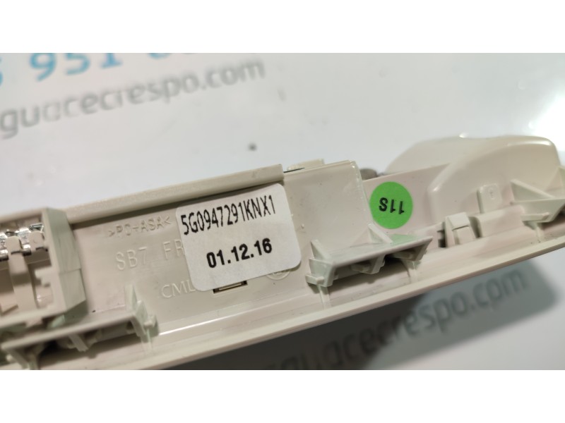 LUZ INTERIOR 5G0947291  - imagen 3