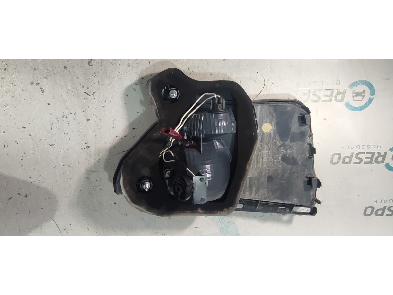 PILOTO TRASERO DERECHO INTERIOR  - imagen 2