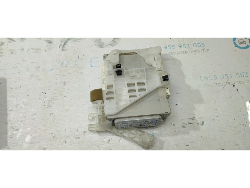 CAJA RELES / FUSIBLES 8273047451  - imagen 3