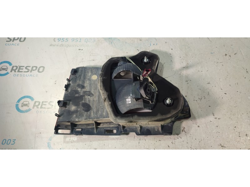 PILOTO TRASERO IZQUIERDO INTERIOR  - imagen 2