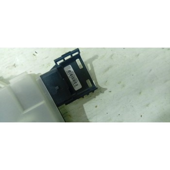 CERRADURA PUERTA TRASERA DERECHA 444128  - miniatura 3