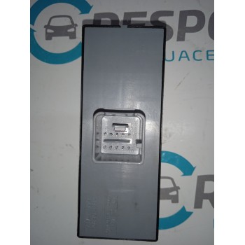 MANDO ELEVALUNAS DELANTERO IZQUIERDO 6C0959857  - miniatura 3