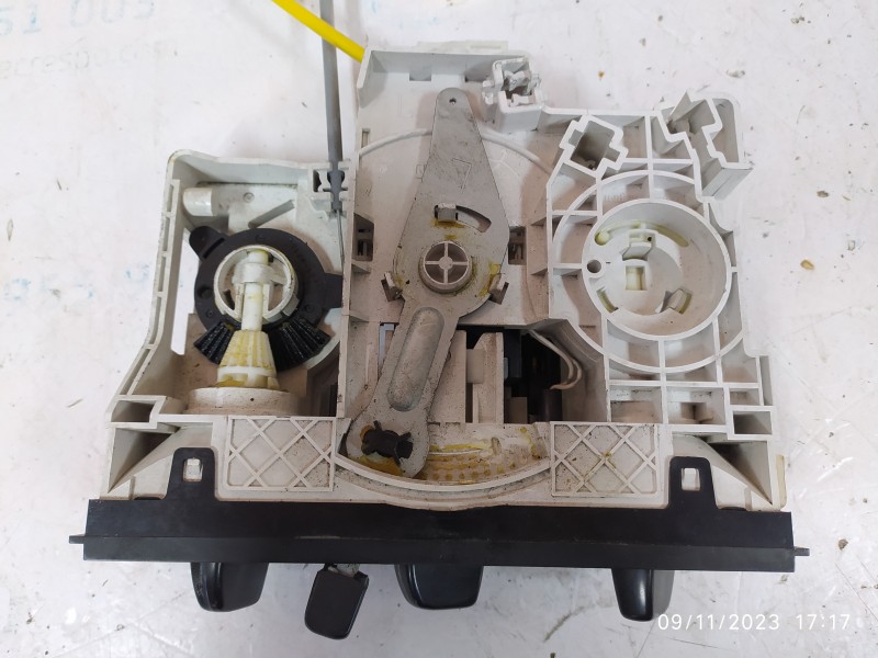 MANDO CALEFACCION / AIRE ACONDICIONADO 27510MB41A  - imagen 2