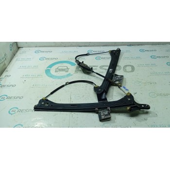 ELEVALUNAS DELANTERO DERECHO 