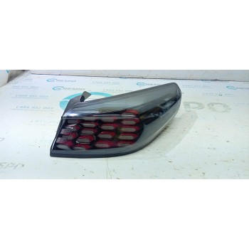 PILOTO TRASERO DERECHO J792463110 