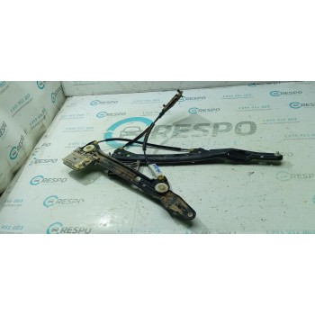 ELEVALUNAS TRASERO DERECHO 