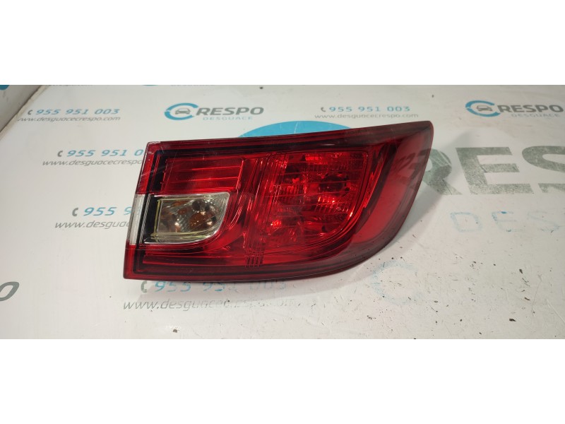 PILOTO TRASERO DERECHO 265509846R  - imagen 1