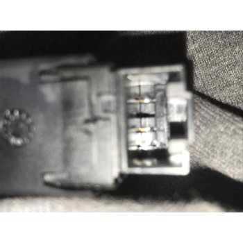 MANDO ELEVALUNAS TRASERO IZQUIERDO 5G0868345  - miniatura 3