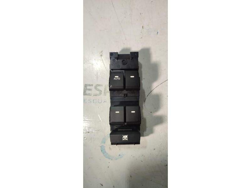 MANDO ELEVALUNAS DELANTERO IZQUIERDO 93570C8121  - imagen 1