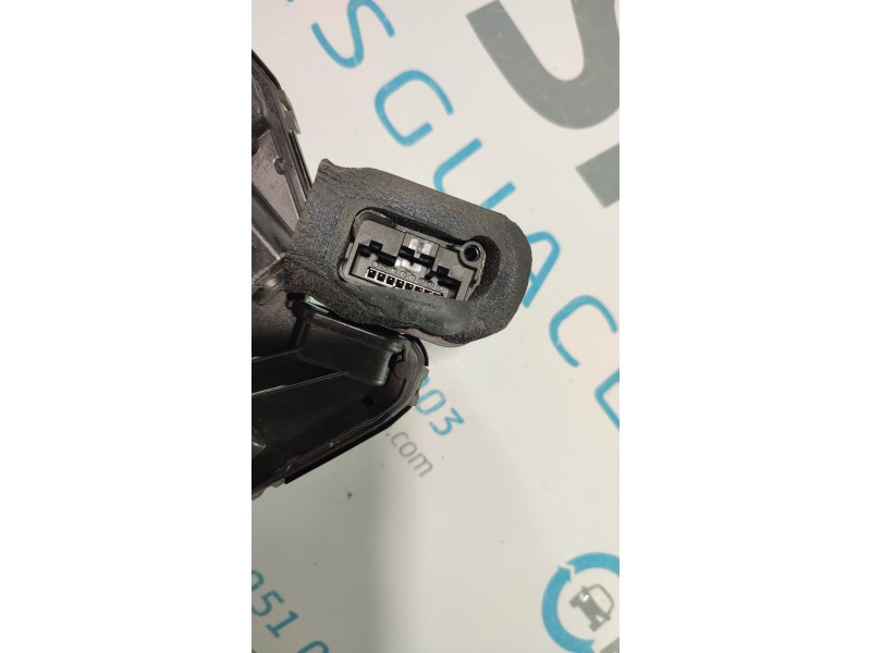 CERRADURA PUERTA DELANTERA DERECHA 5TB837016A  - imagen 3