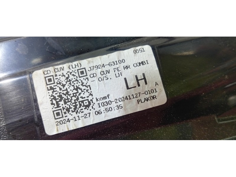 PILOTO TRASERO IZQUIERDO J792463100  - imagen 6