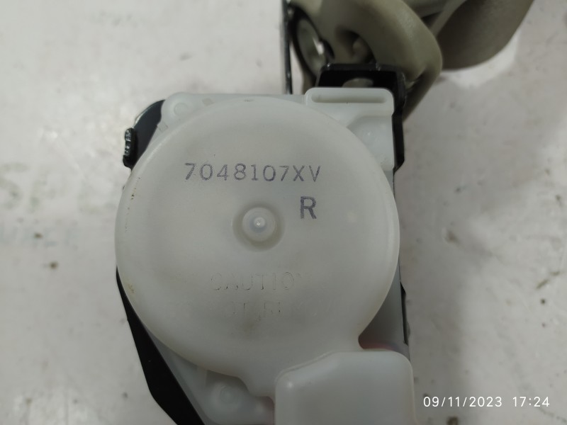 CINTURON SEGURIDAD DELANTERO DERECHO 7048107XV  - imagen 2