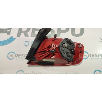 PILOTO TRASERO IZQUIERDO 8K945095D  - miniatura 2