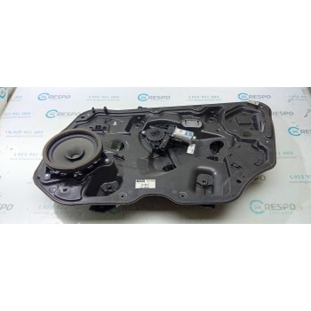 ELEVALUNAS DELANTERO DERECHO 